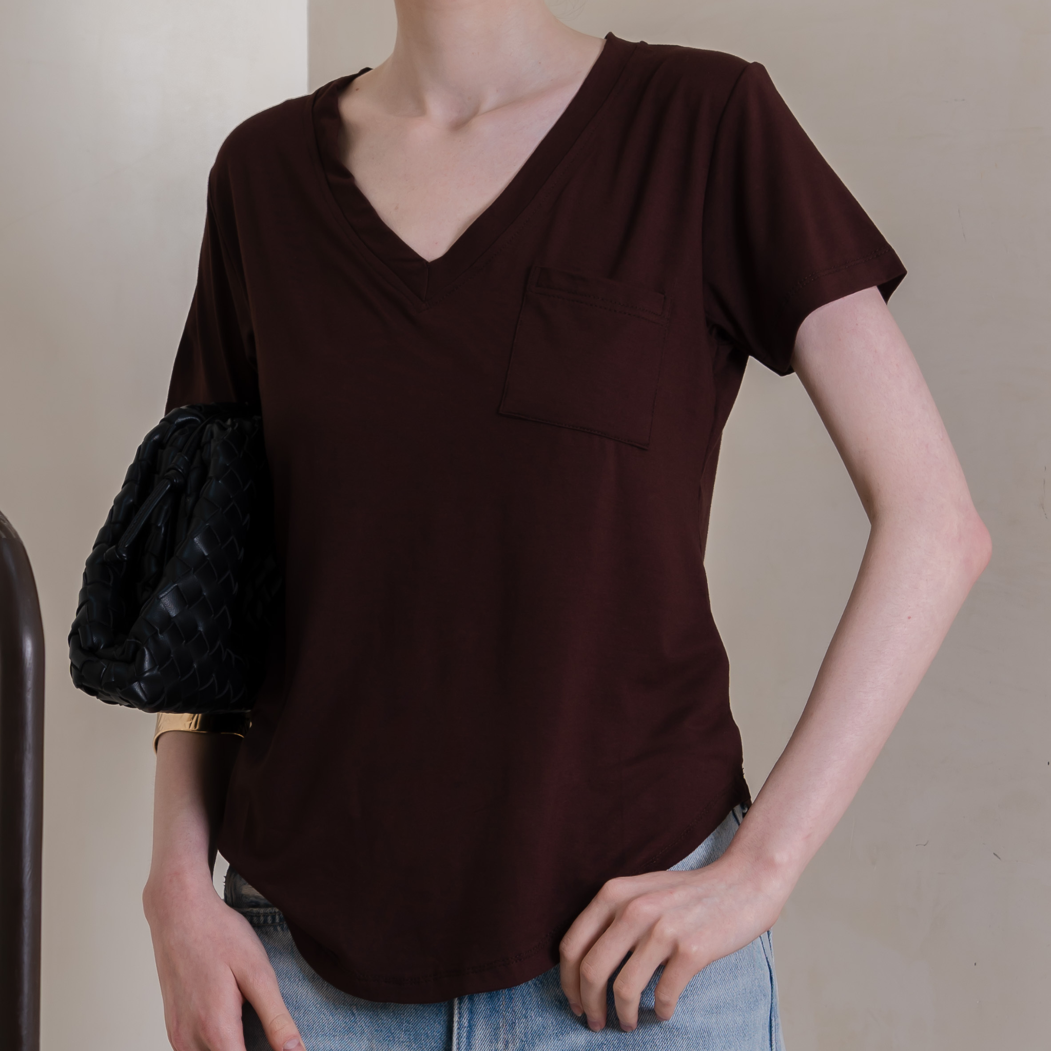 Nami Vneck Top