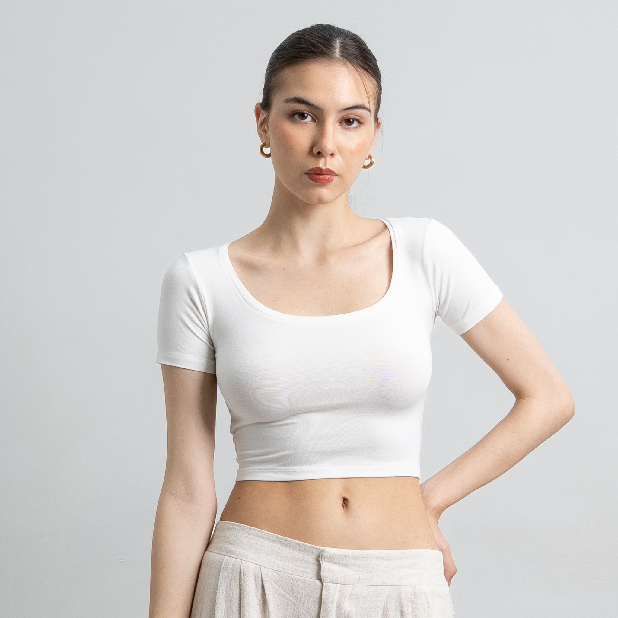 Ciara Uneck Crop Top