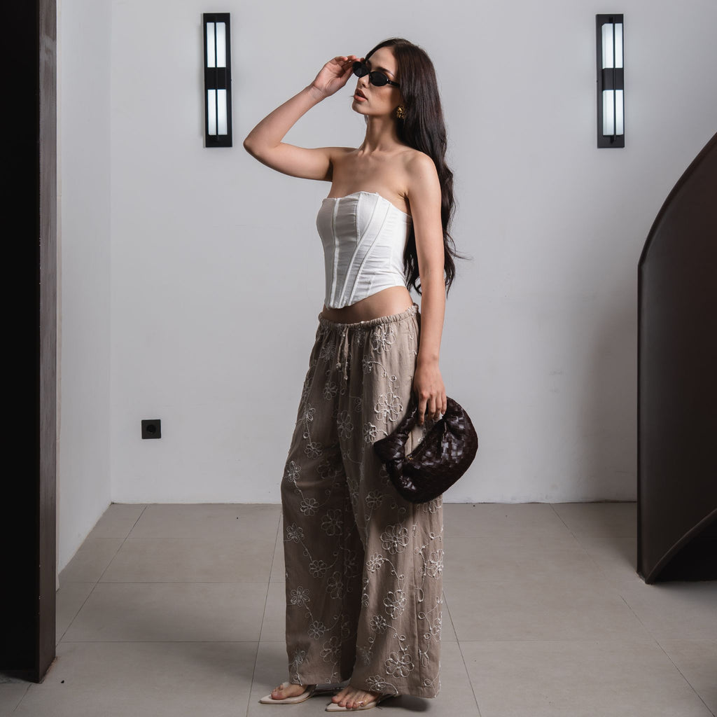Yuna Embrodery Pants
