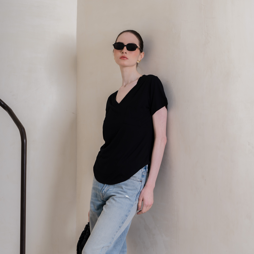 Nami Vneck Top