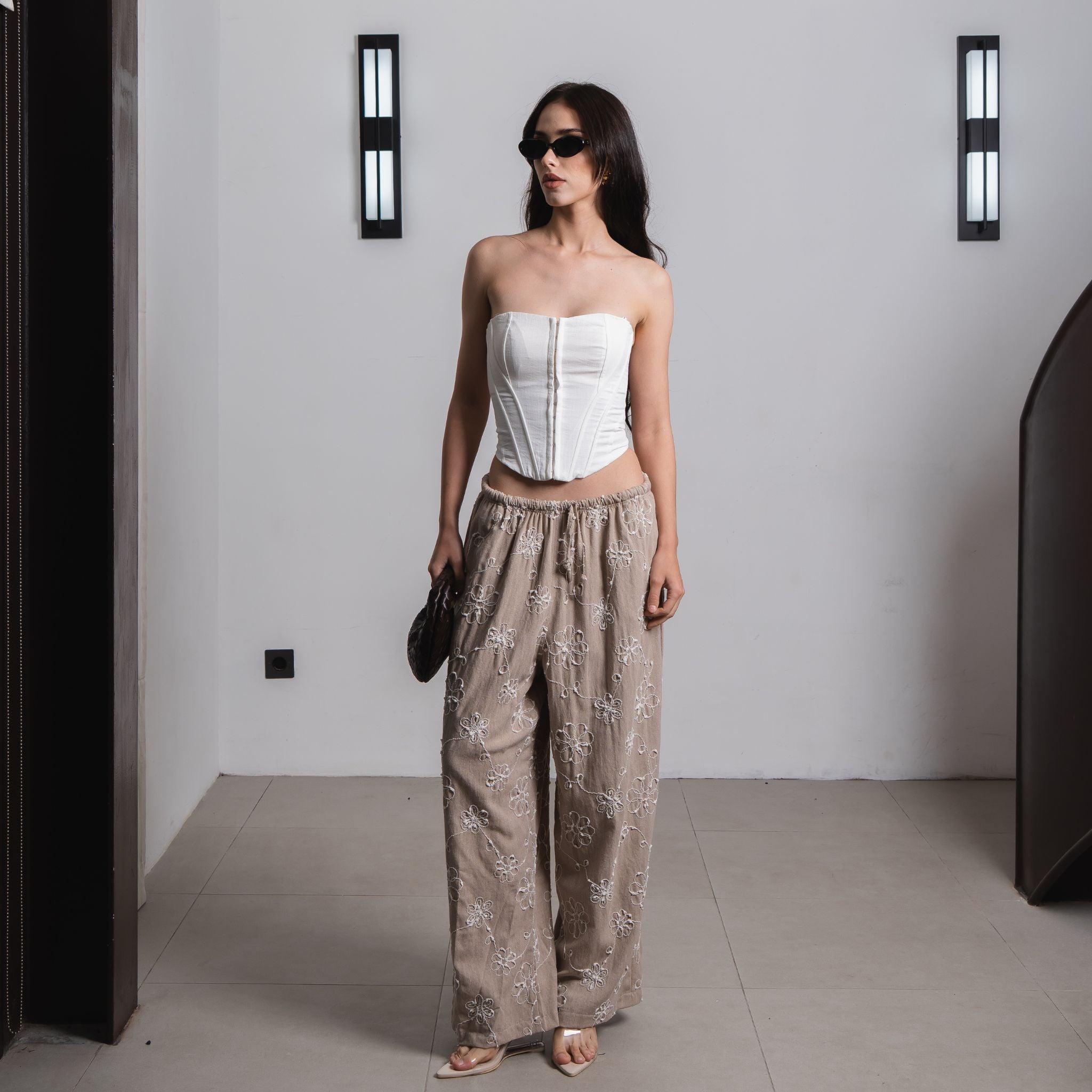 Yuna Embrodery Pants