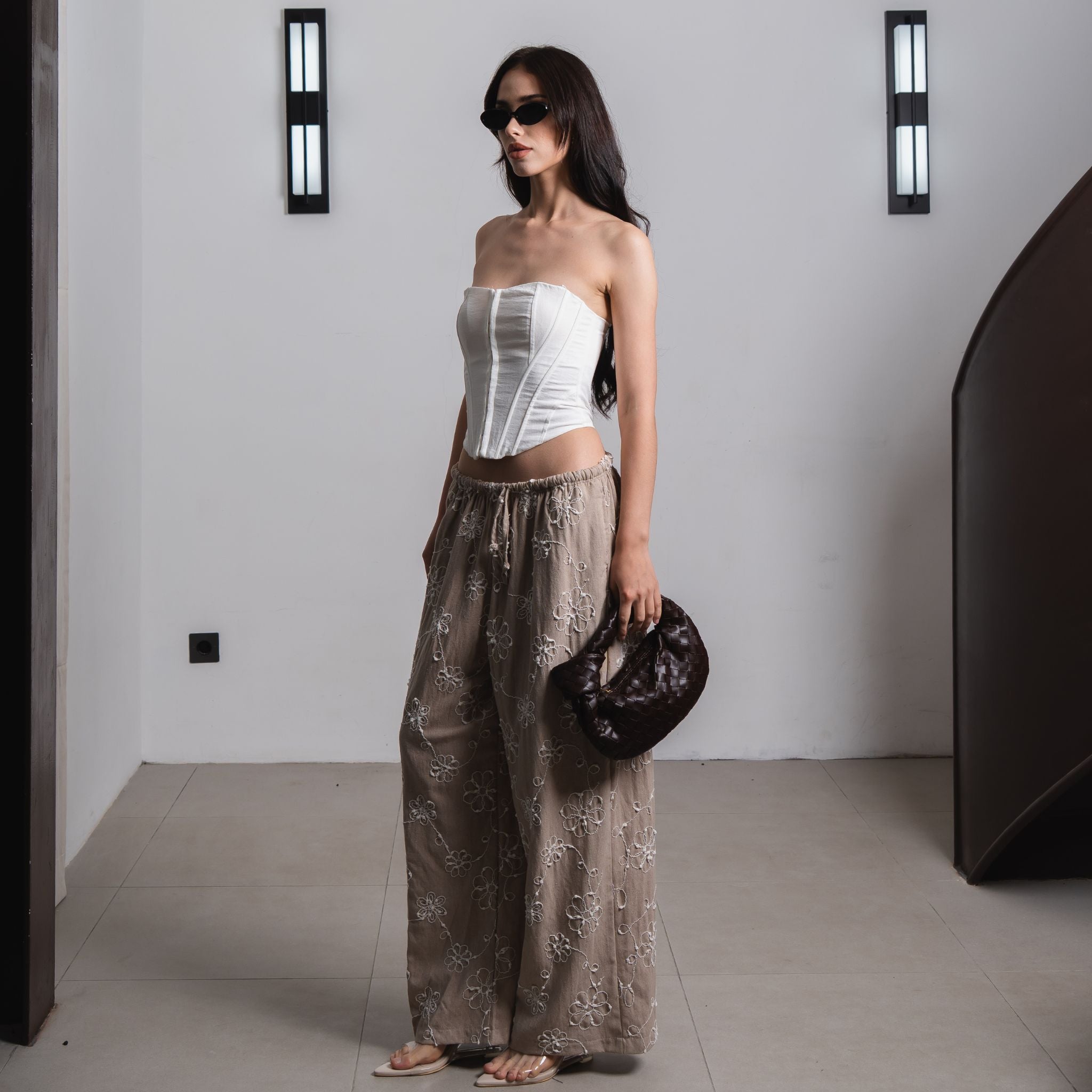 Yuna Embrodery Pants