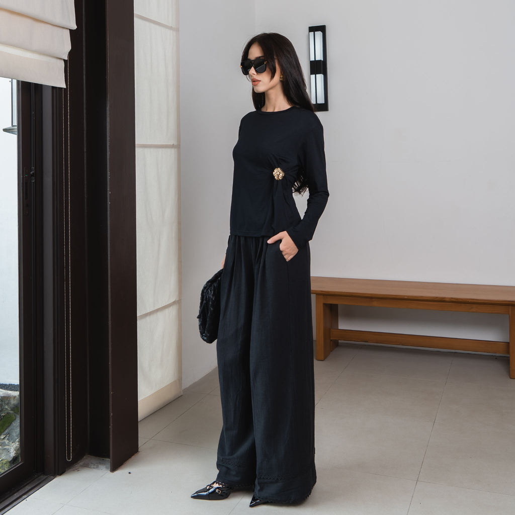 Willow Longsleeve Top