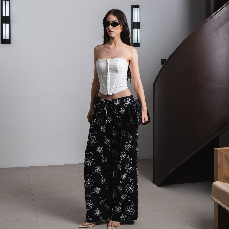 Yuna Embrodery Pants