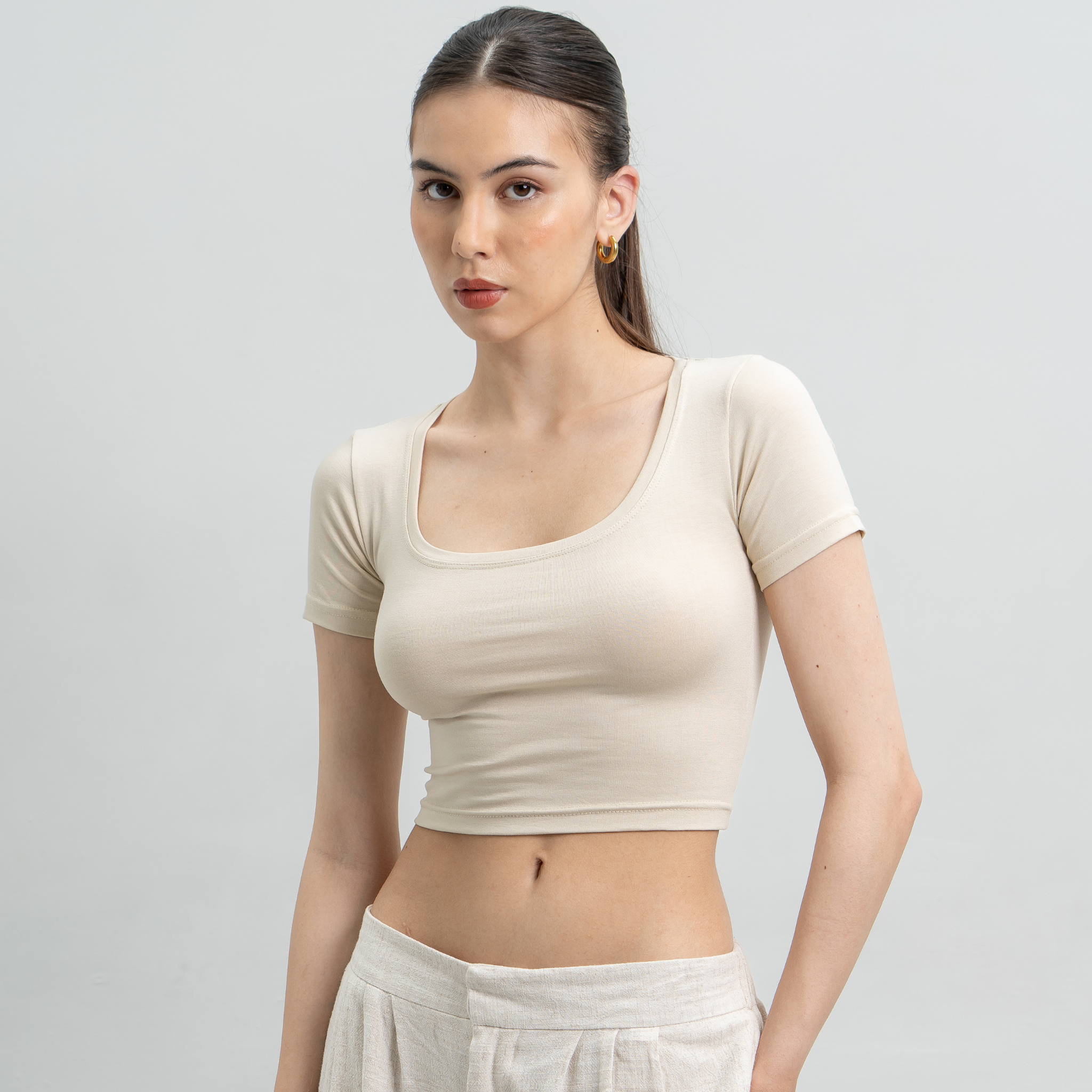 Ciara Uneck Crop Top
