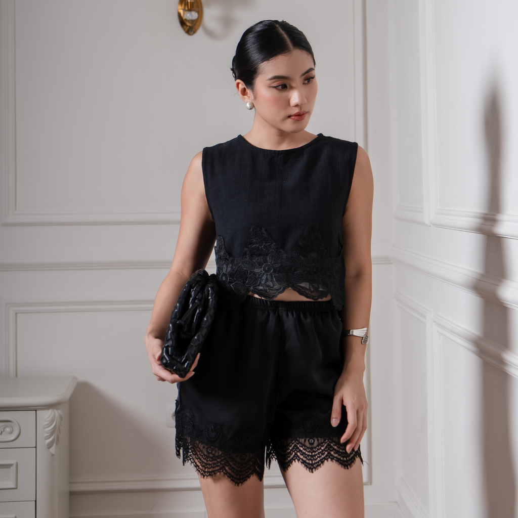 Charlotte Short Lace Pants