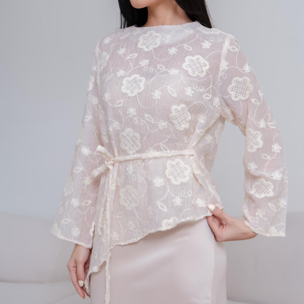 Jenna Blouse Soft Cream