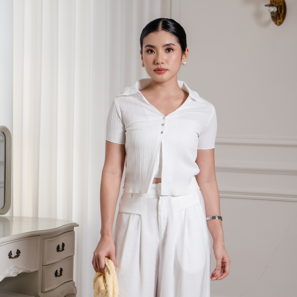 Ellie Vneck Top