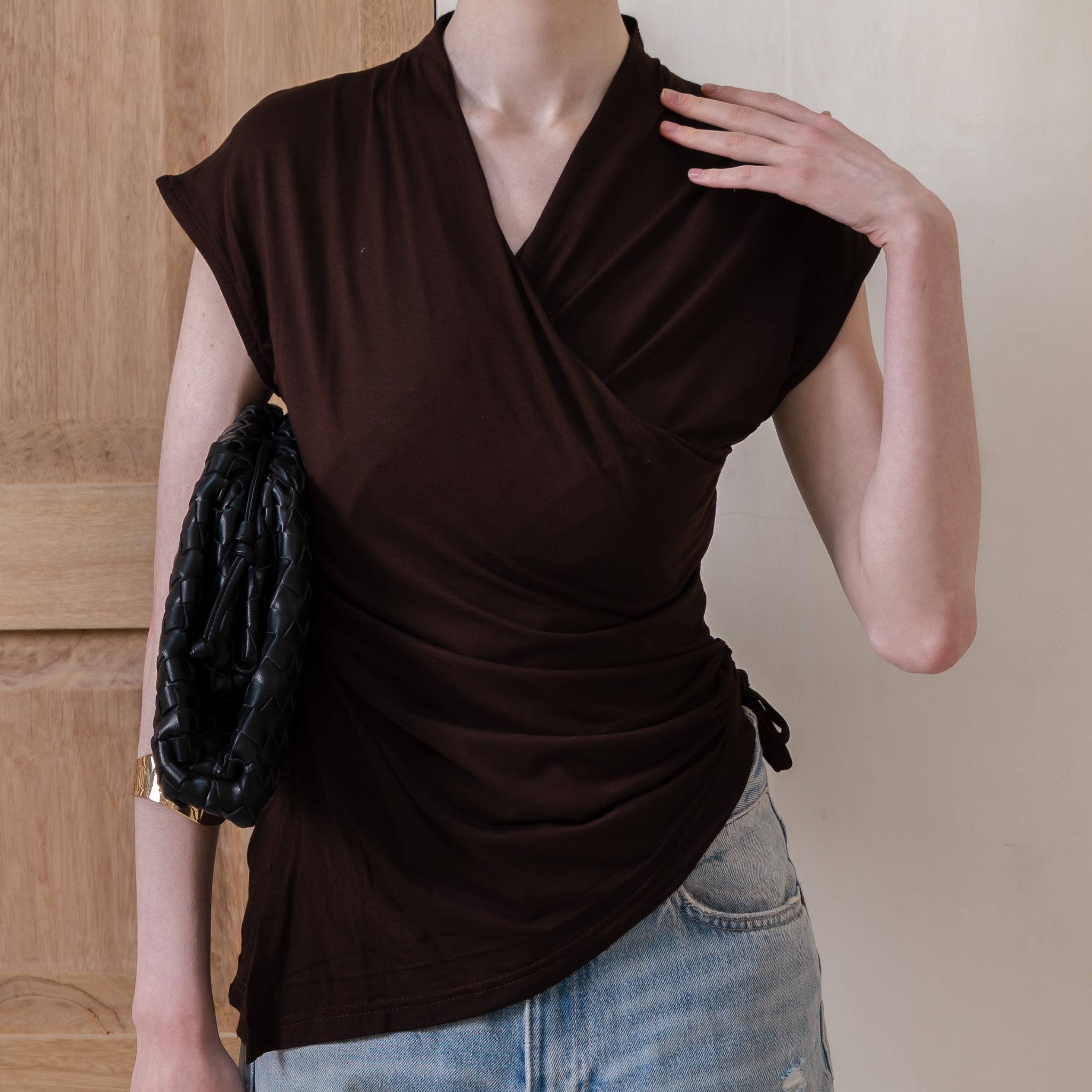 Anya Top