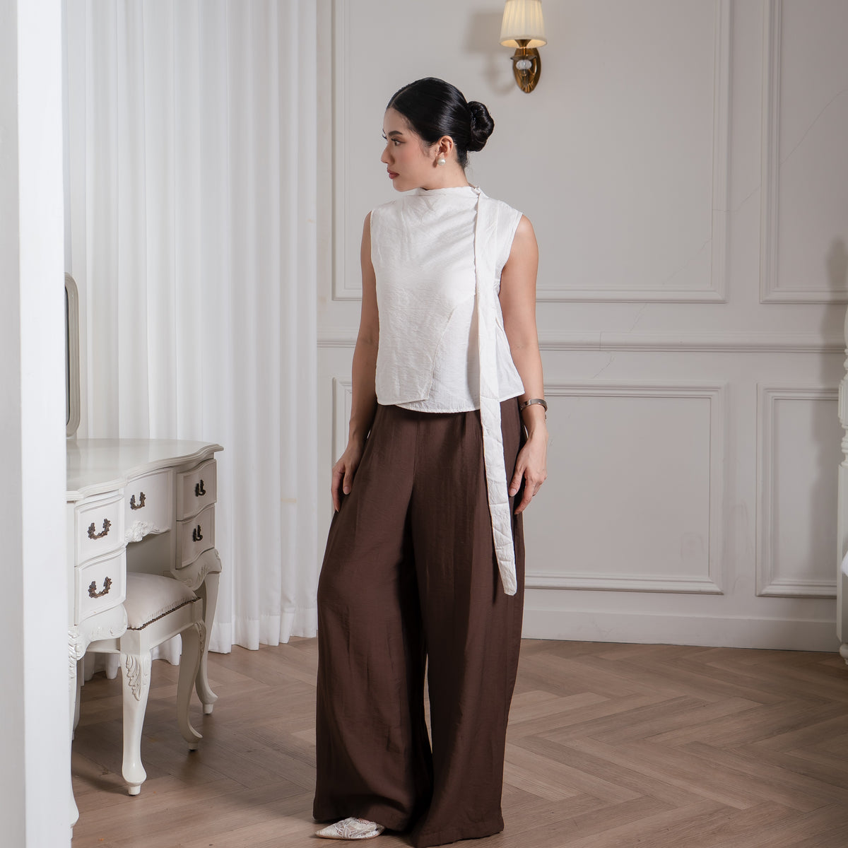 Elira Pleated Top