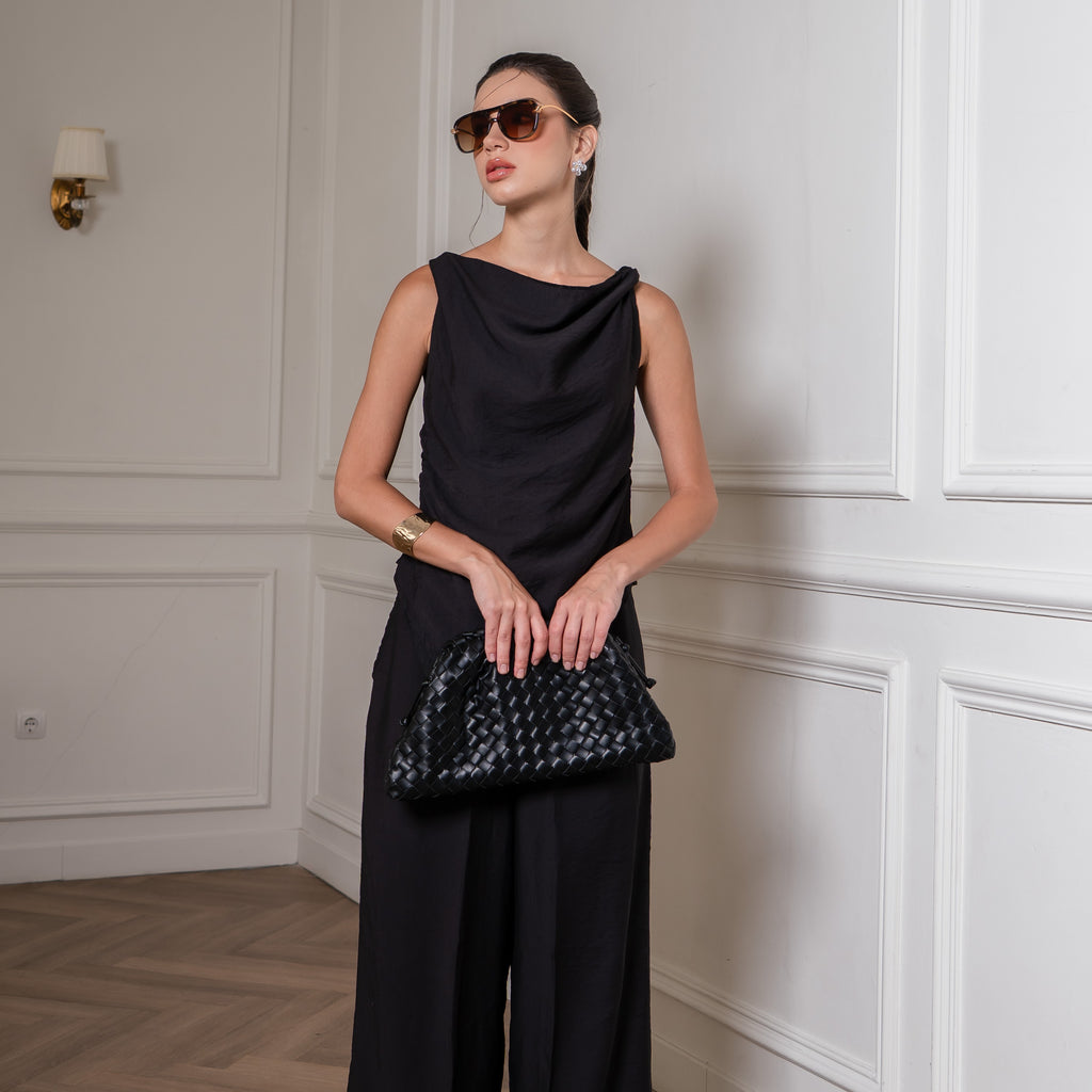 Zaira Sleeveles Top