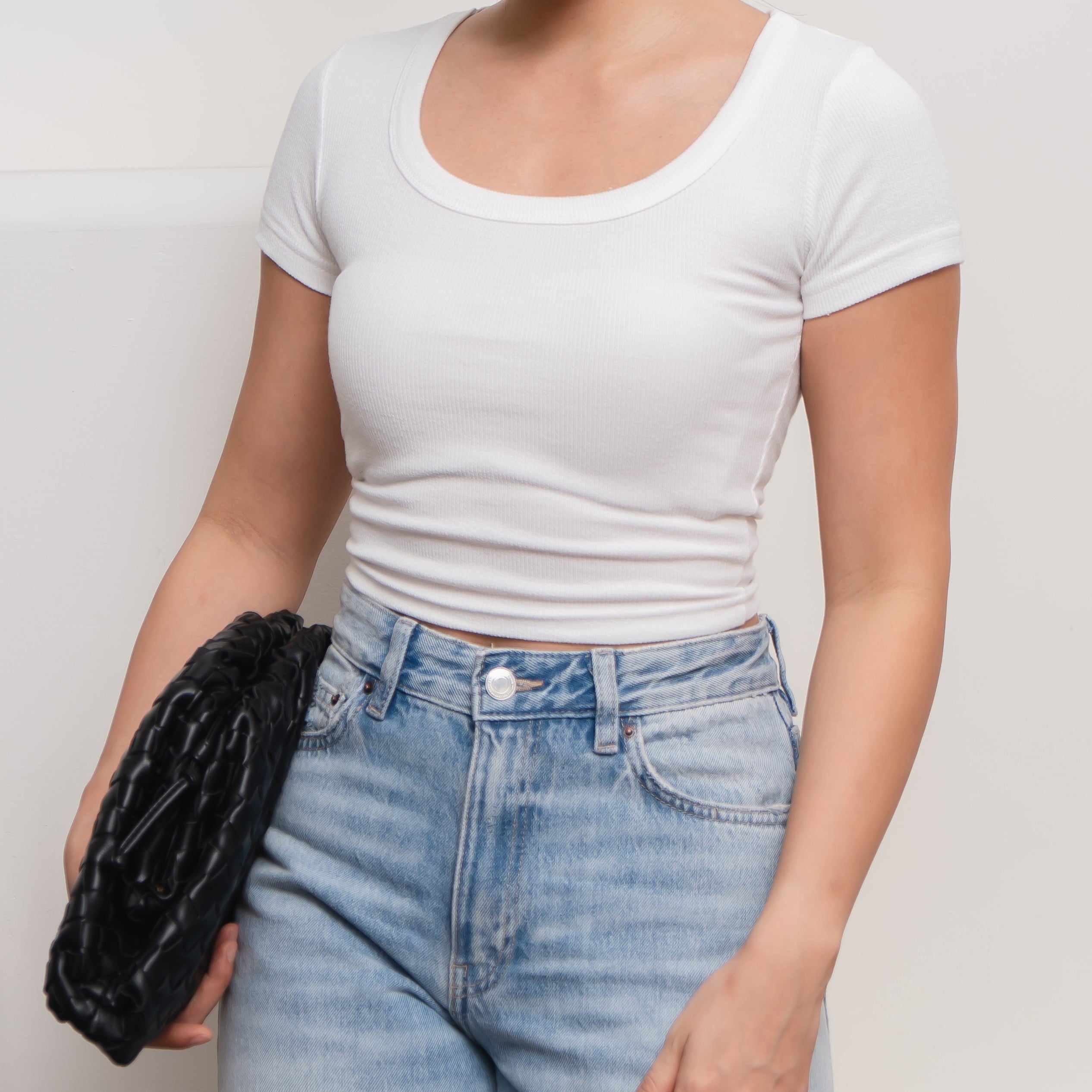 Aqilla Uneck Top