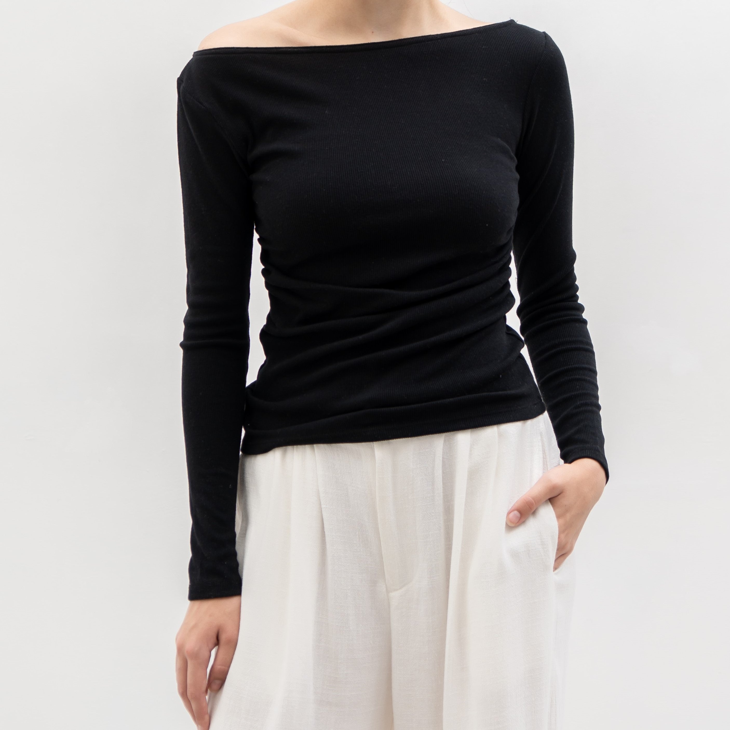 Leya Sabrina Longsleeve