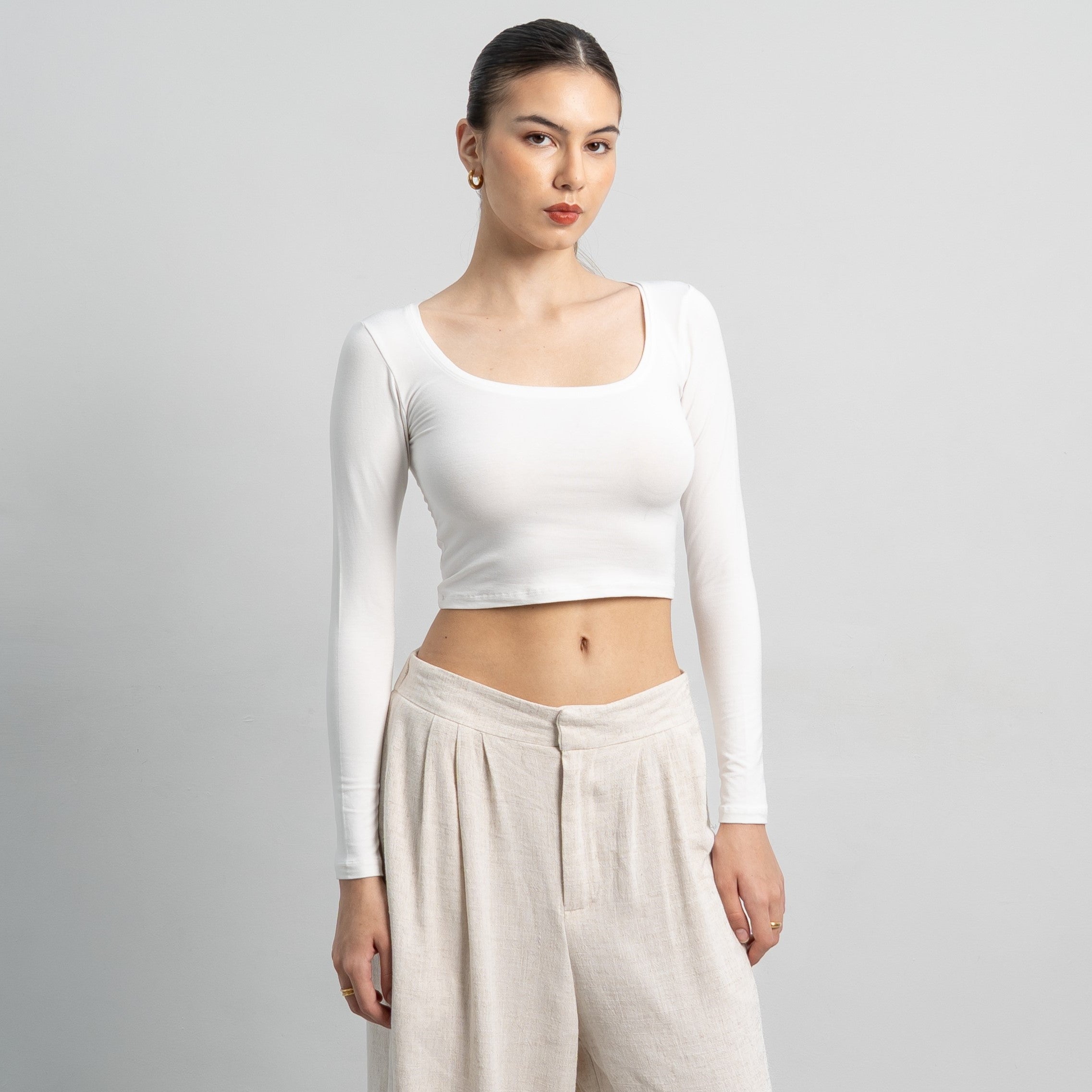 Vio Oneck Crop Top