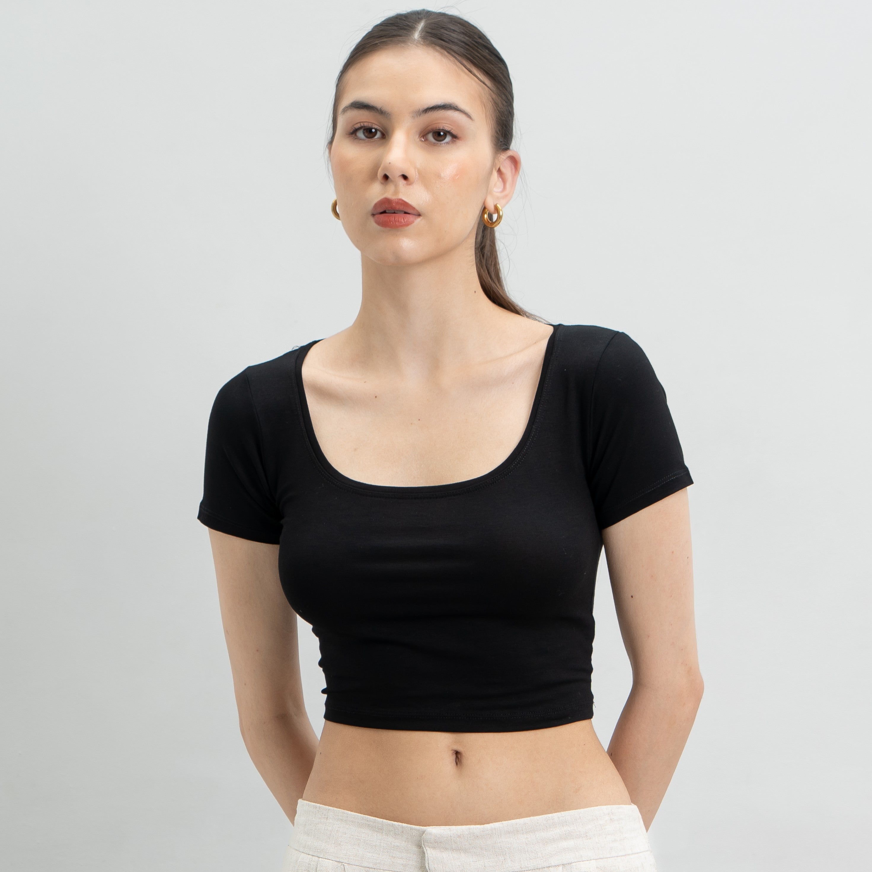 Ciara Uneck Crop Top