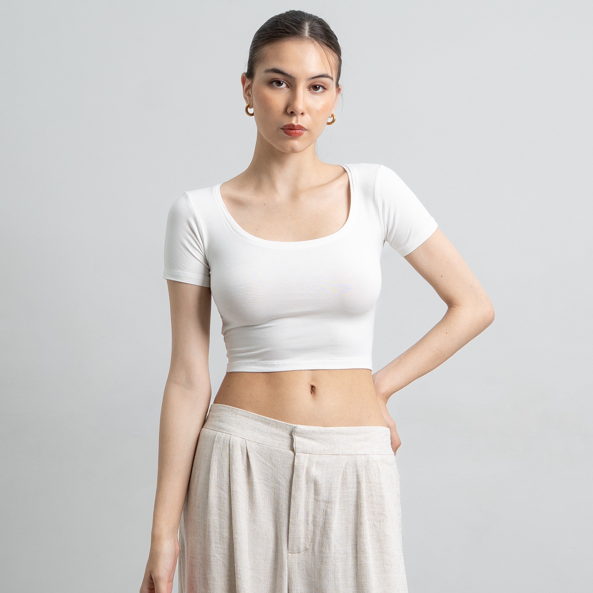 Ciara Uneck Crop Top