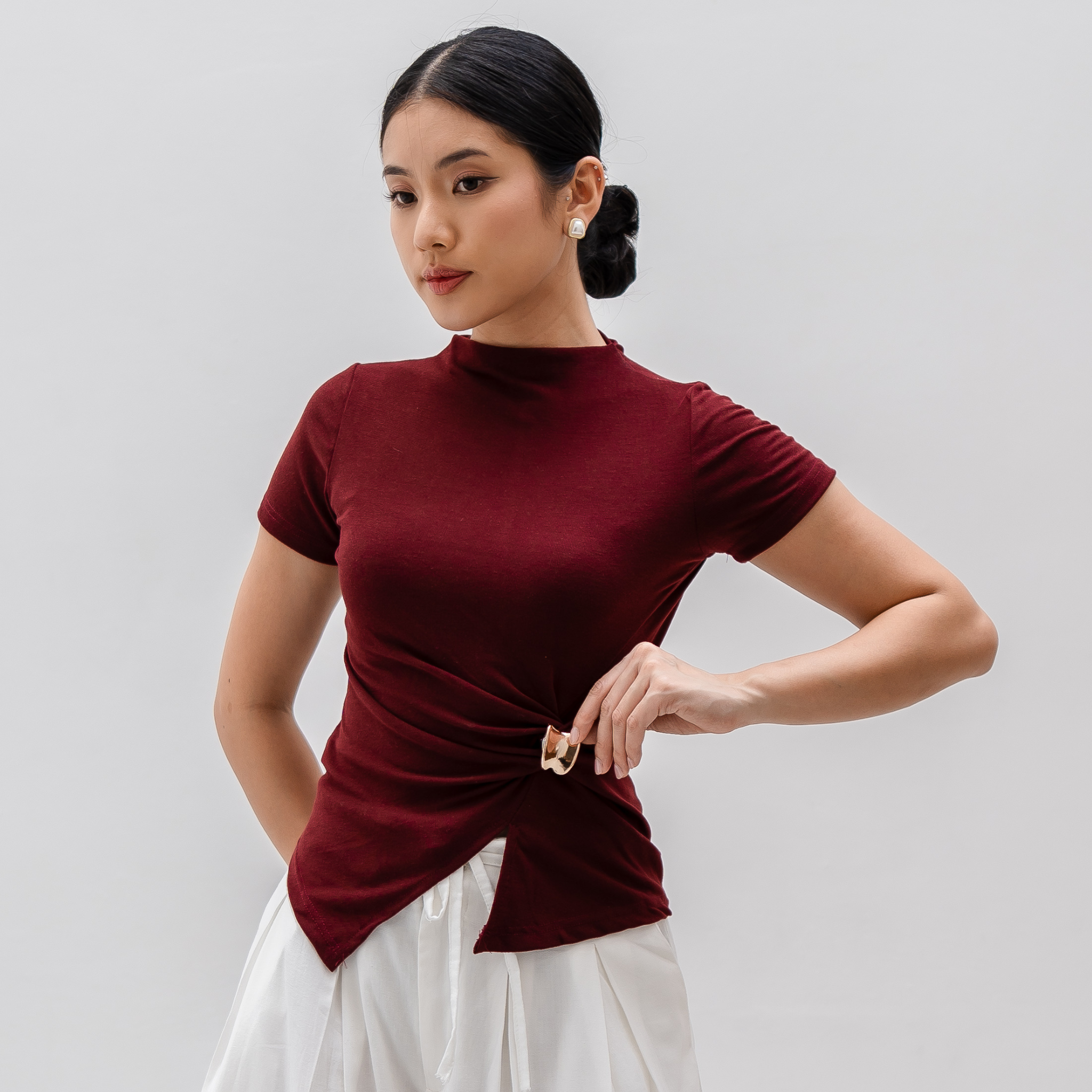 Lyra Turtle Neck Atasan Wanita