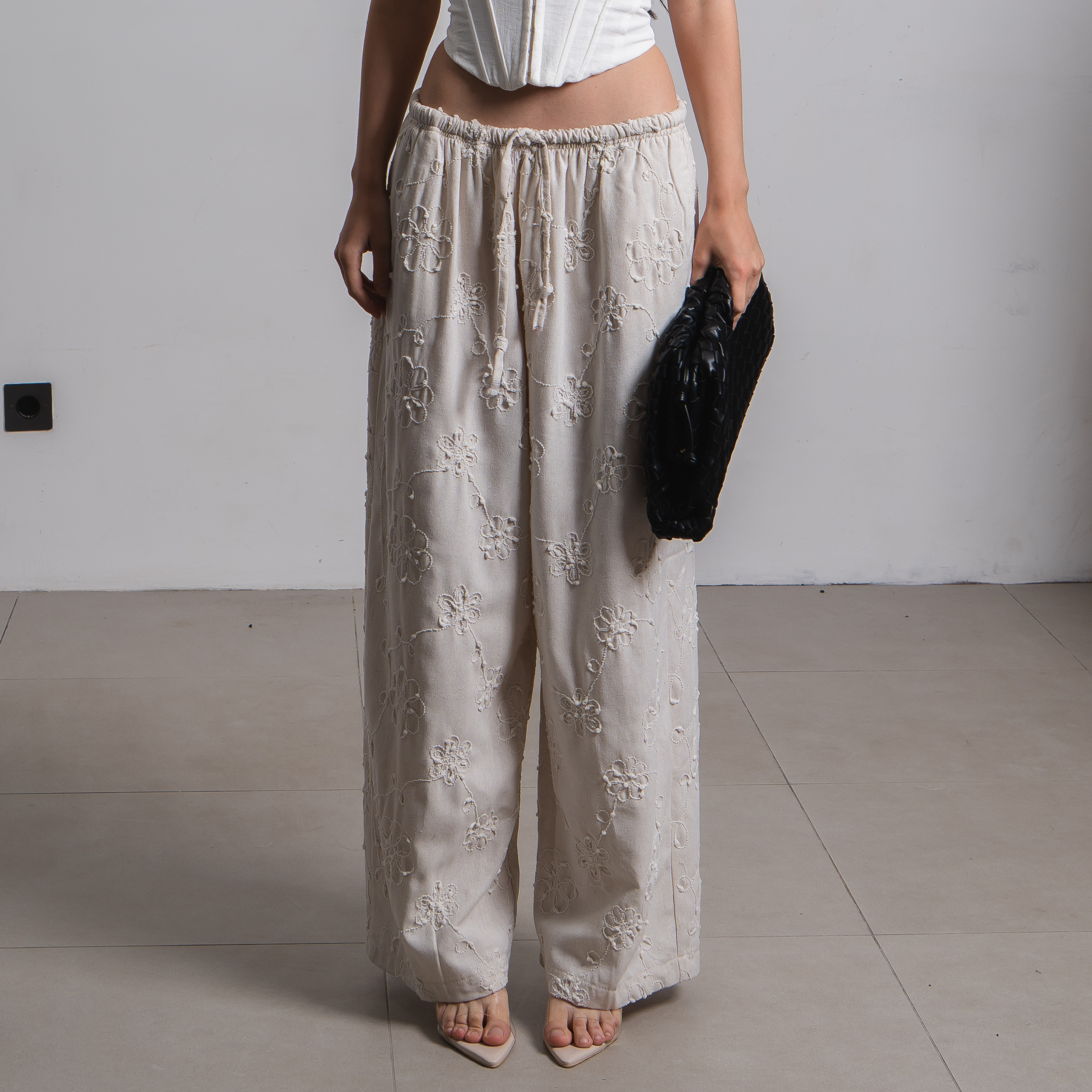 Yuna Embrodery Pants