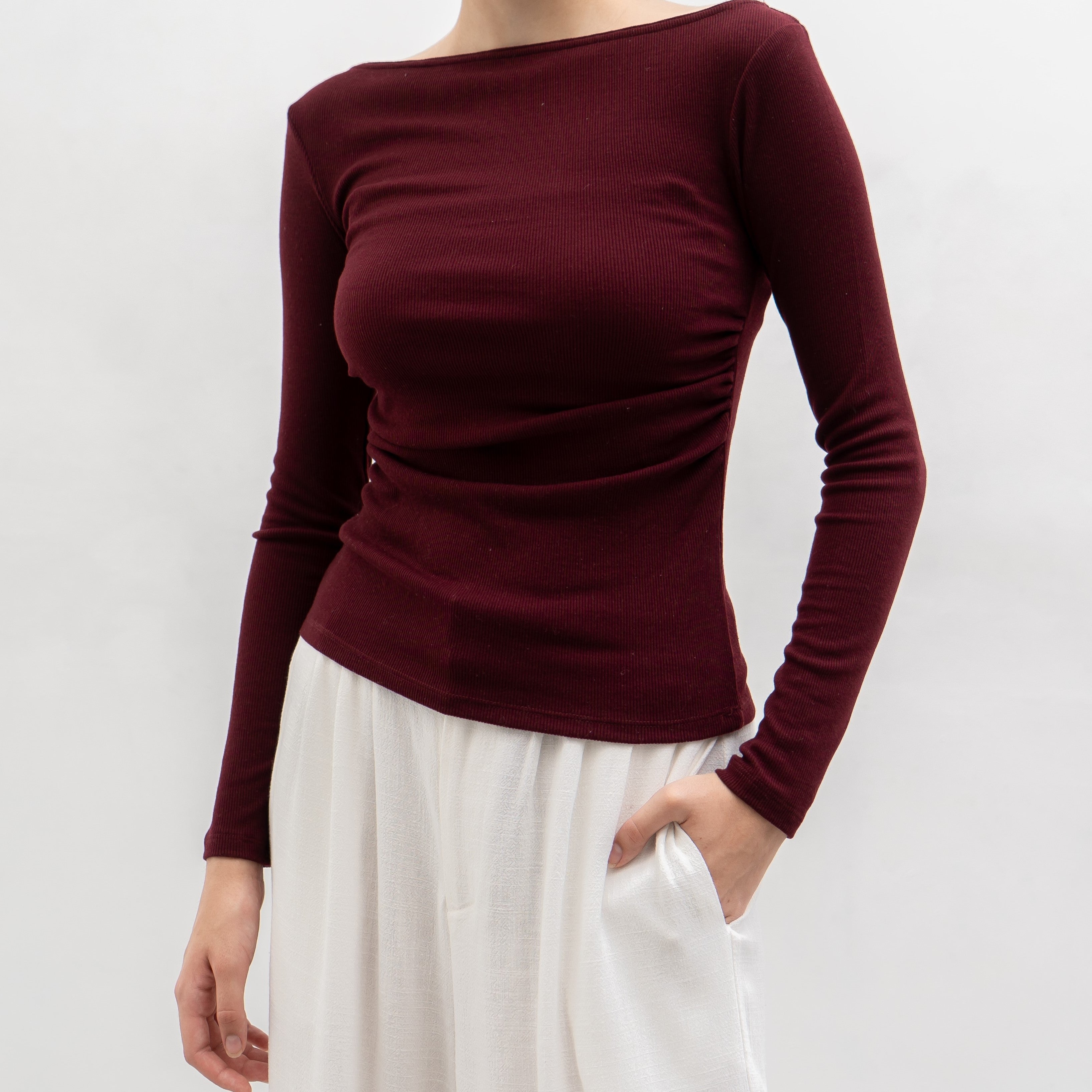 Leya Sabrina Longsleeve