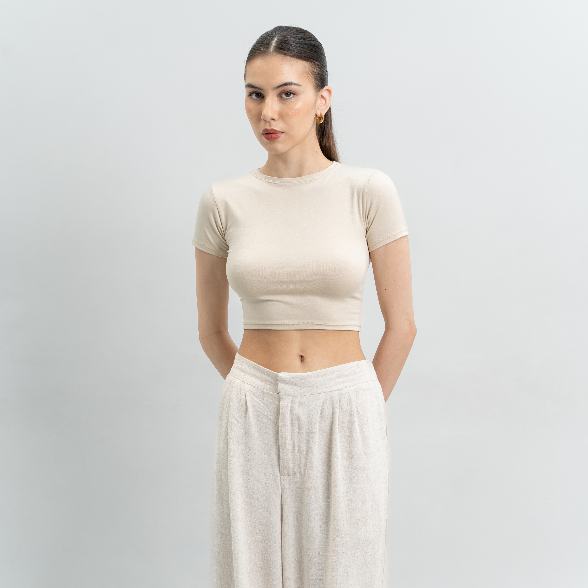 Vio Oneck Crop Top