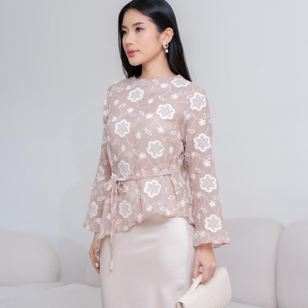 Jenna Blouse Soft Cream